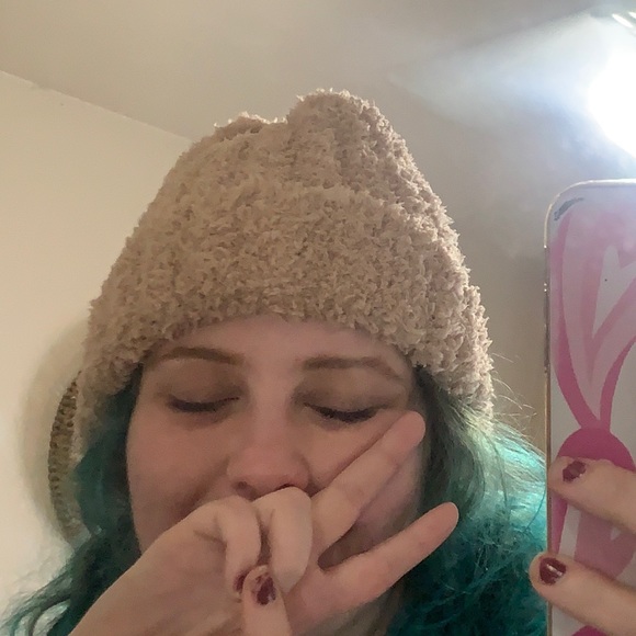 fuzzy beanie - Picture 3 of 3